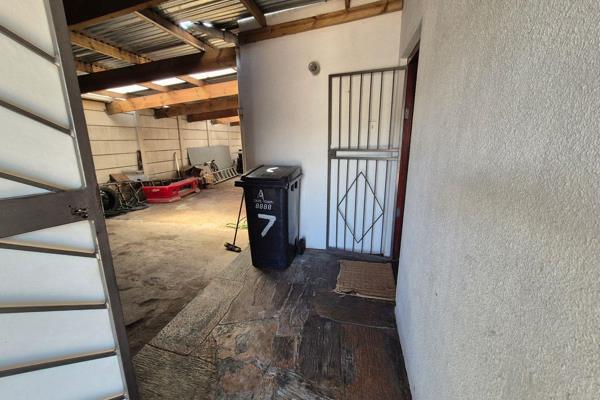 3 Bedroom Property for Sale in Mabille Park Western Cape